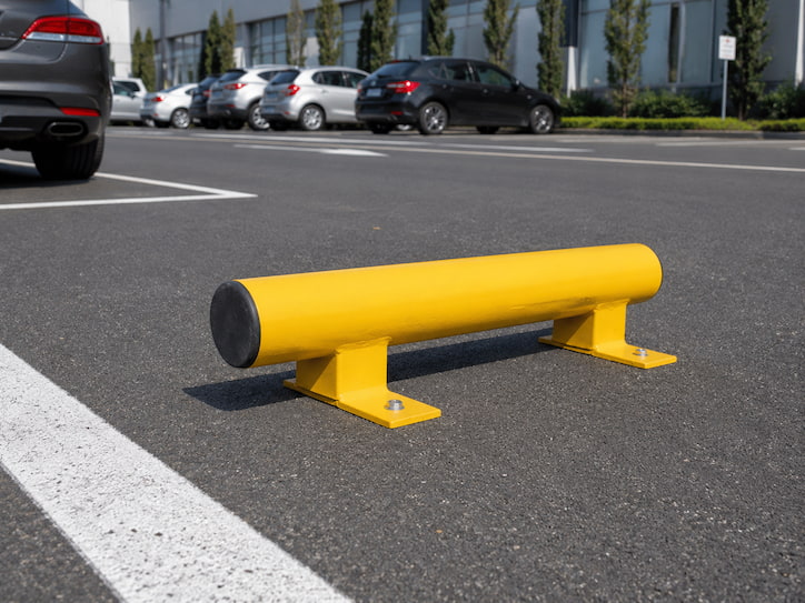 Bate-pneu para estacionamento: organização e segurança